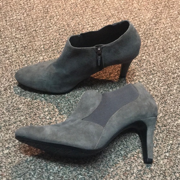 Ellen Tracy booties 🌺🌺🌺 - Picture 2 of 7